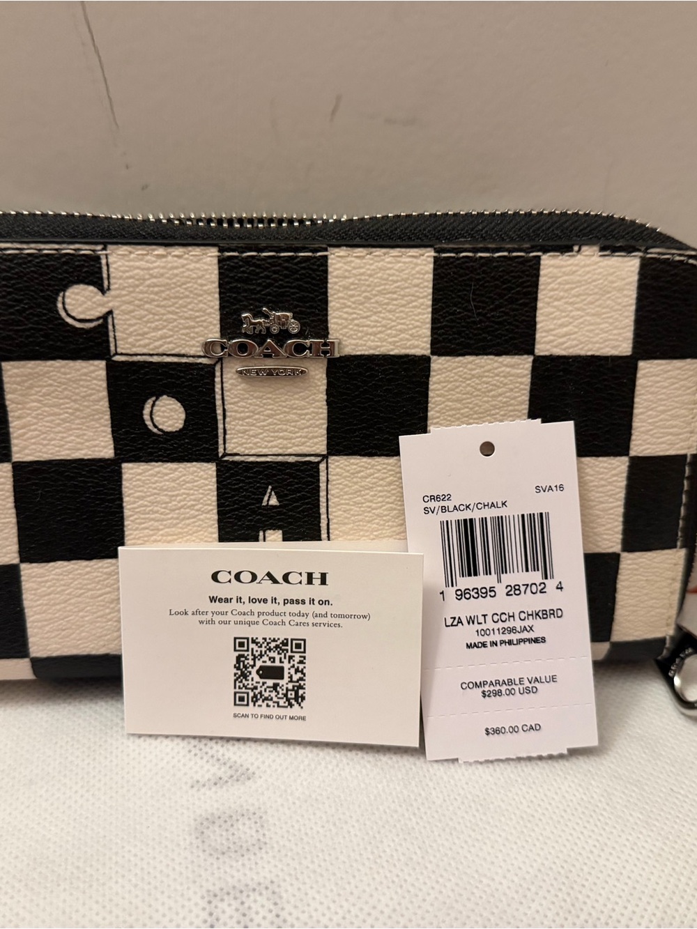 NWT Coach Long Zip Around Wallet in Black & White Checkerboard